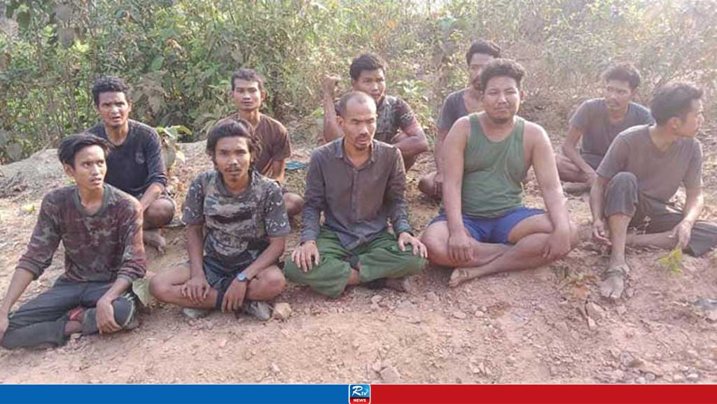 12 more Myanmar BGP members flee to Bangladesh